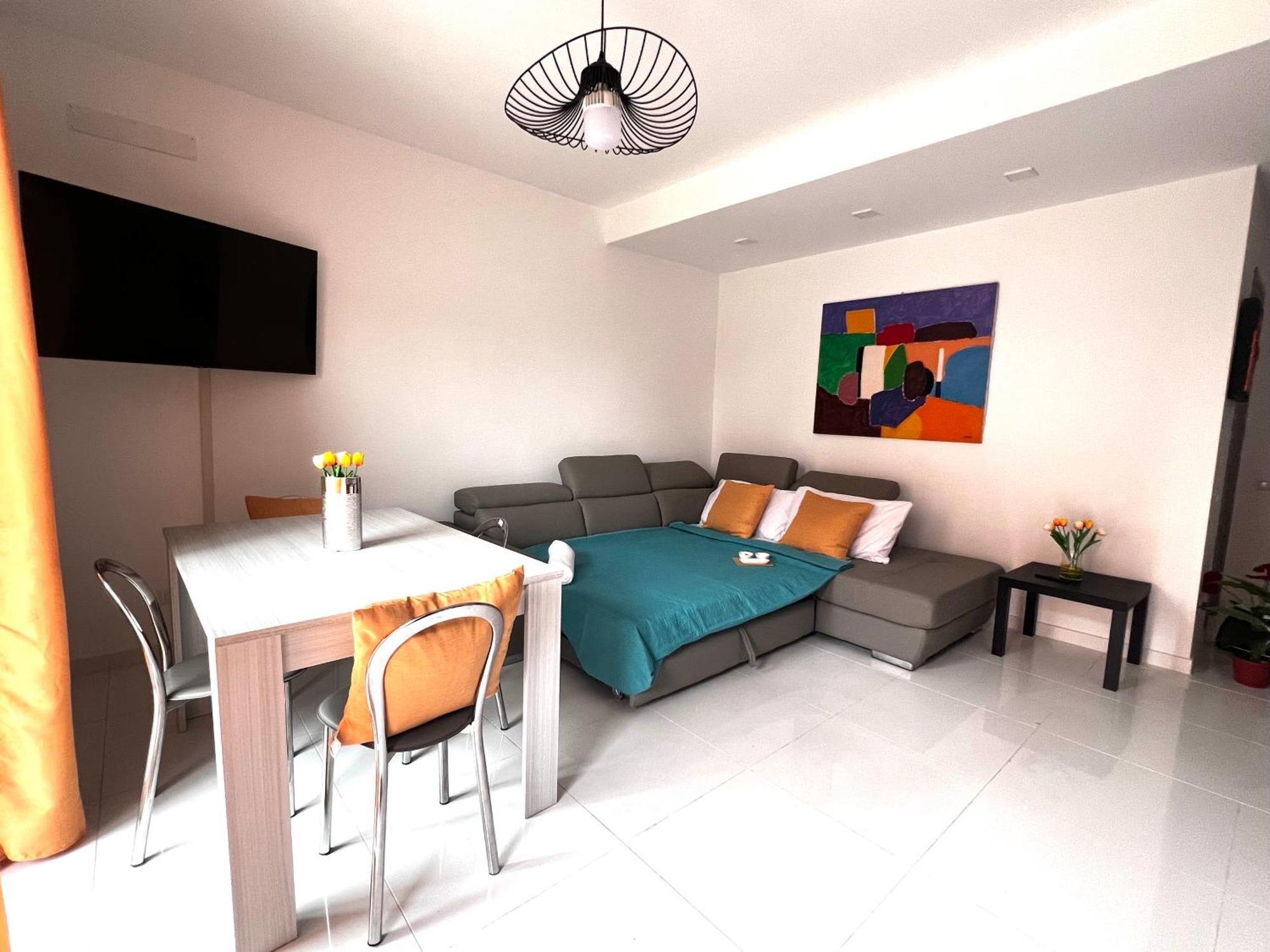 Roma Airport Sky Apartments Fiumicino Exterior photo